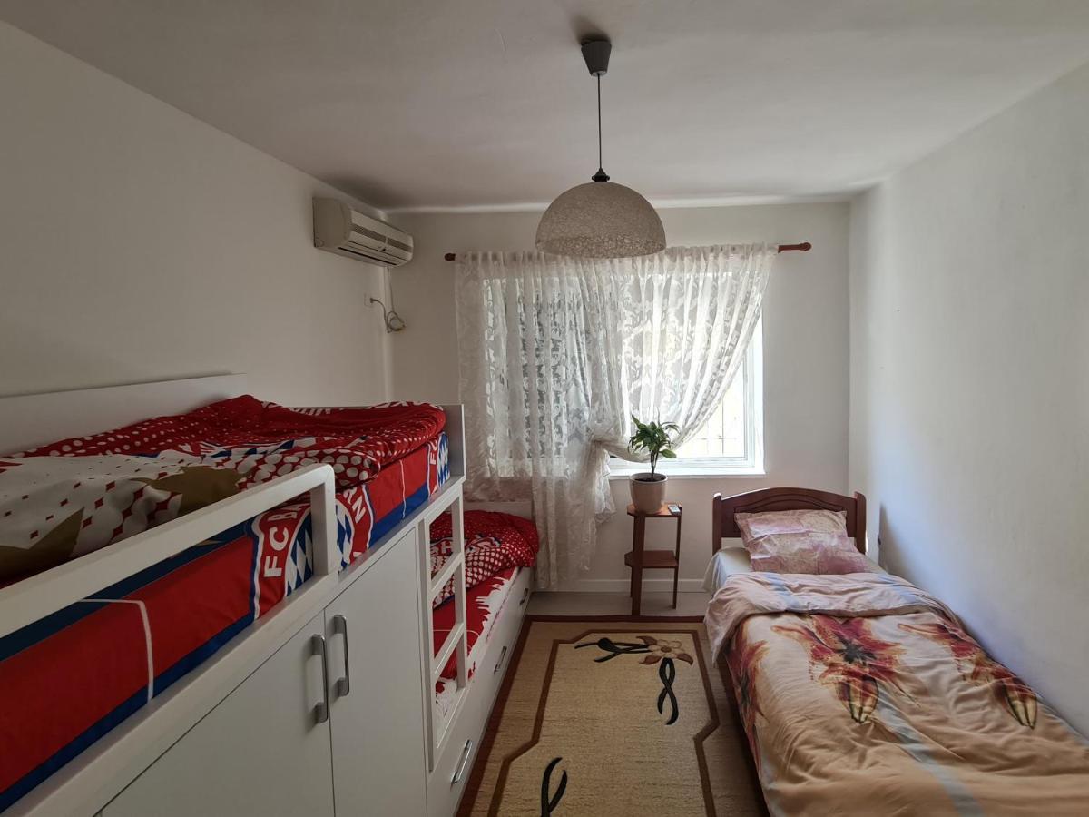 Saloon Apartment Tiran Dış mekan fotoğraf