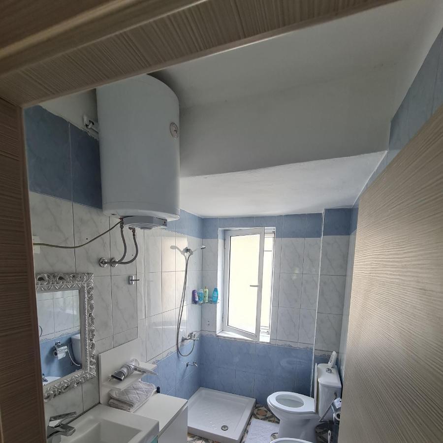 Saloon Apartment Tiran Dış mekan fotoğraf